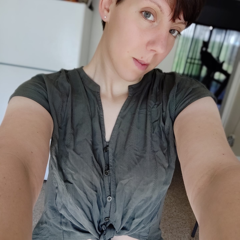 Meet your Posher, Tina